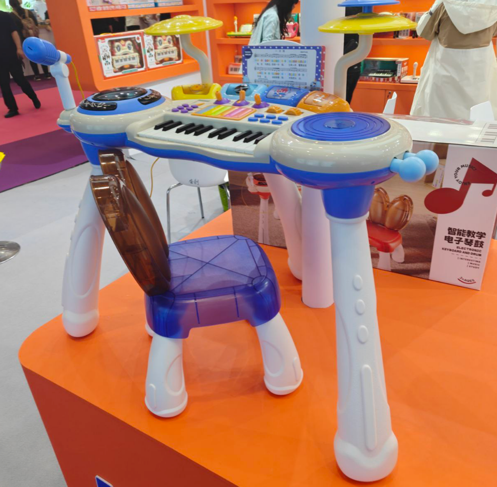 Electronic Piano and Drum with Chair