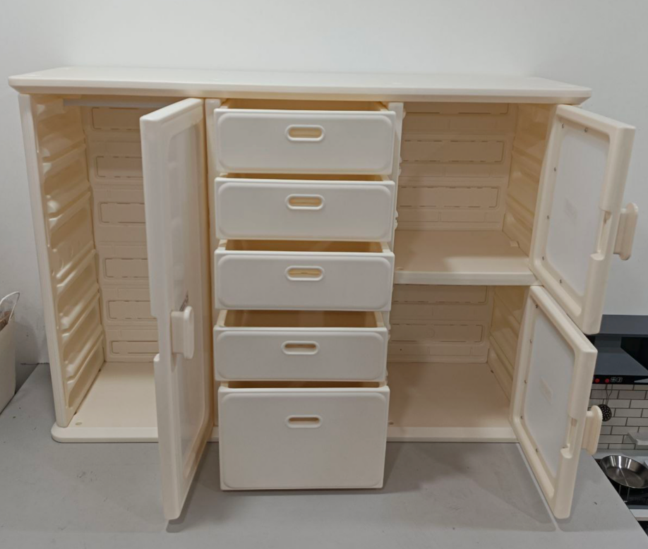 Wardrobe Cabinet