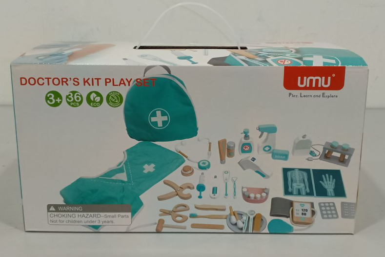 Wooden Doctor's Kit Playset