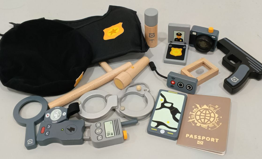 Wooden Police Play Set